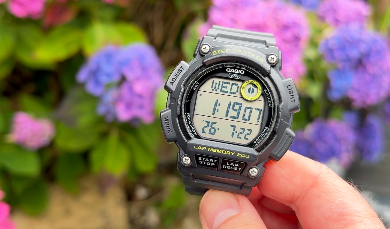 Casio WS-2100H Digital Display image